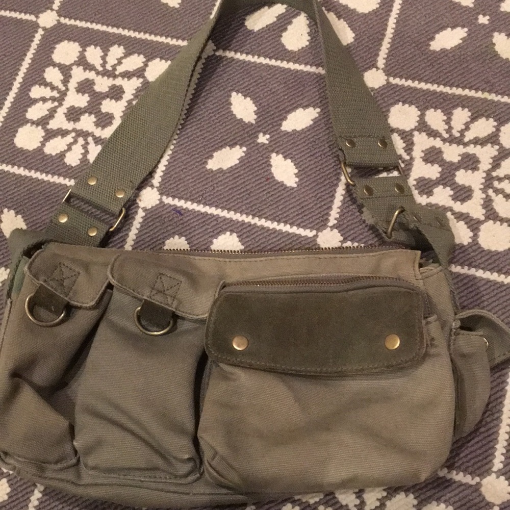 Green purse